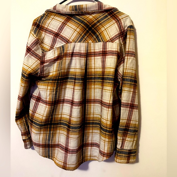 Flannel Fashion!! Brown flannel, long sleeve, plaid, xs - Picture 2 of 2